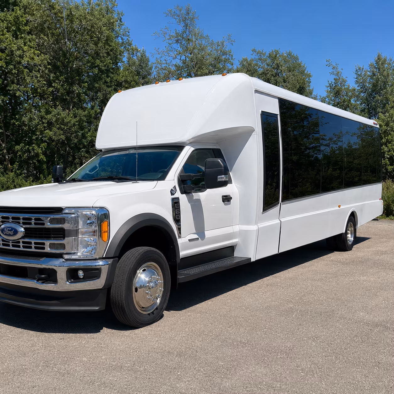 New Brunswick Airport Shuttle & Transportation party bus exterior