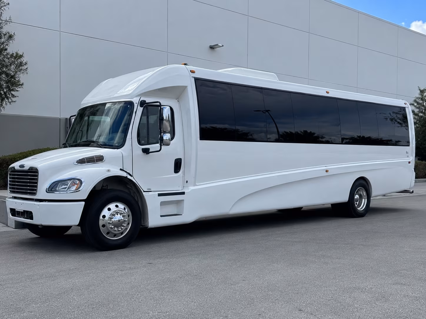 New Brunswick Bachelor & Bachelorette Transportation group transportation