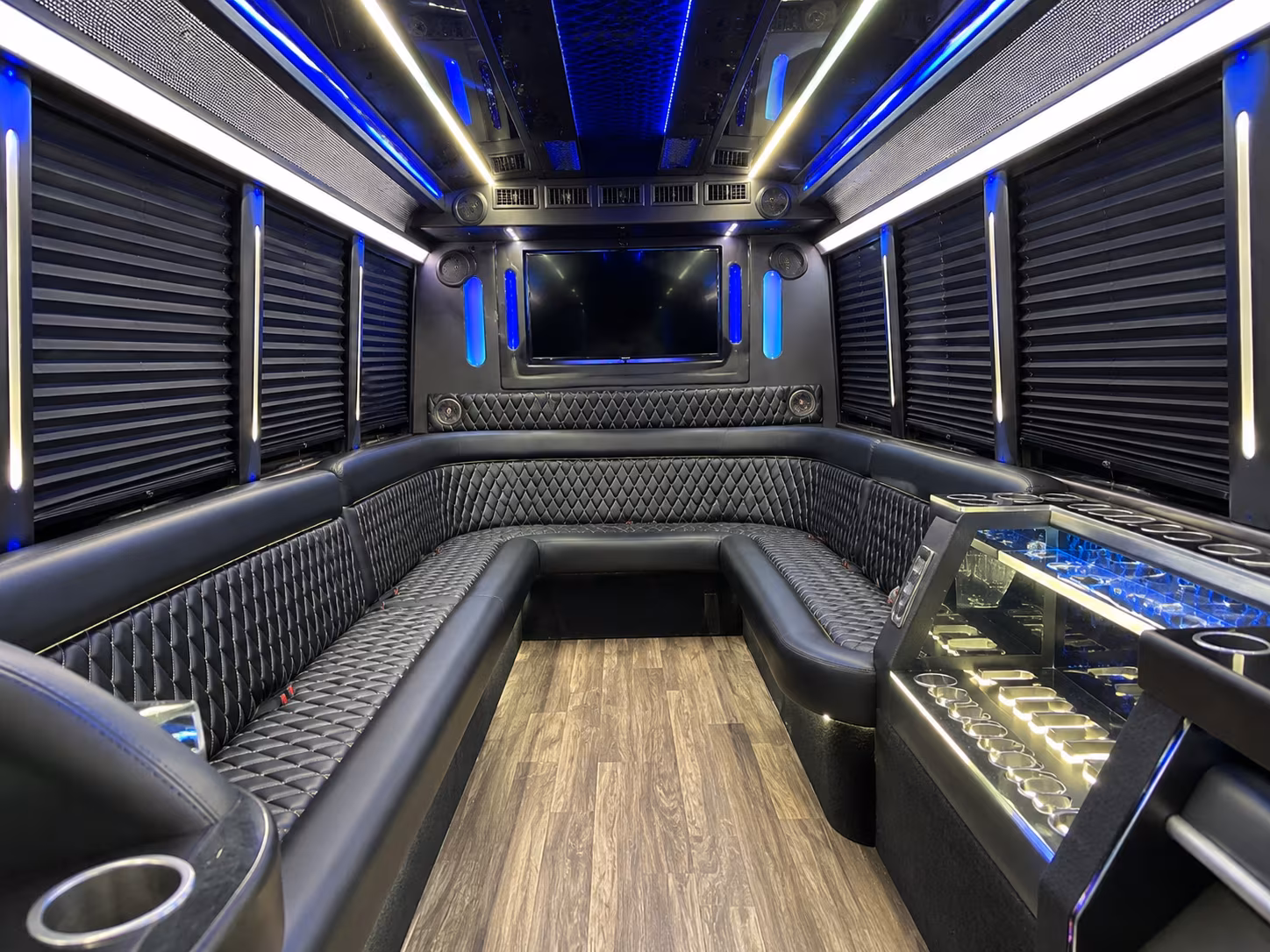 New Brunswick Birthday, Sweet 16, & Quinceañera Transportation party bus exterior